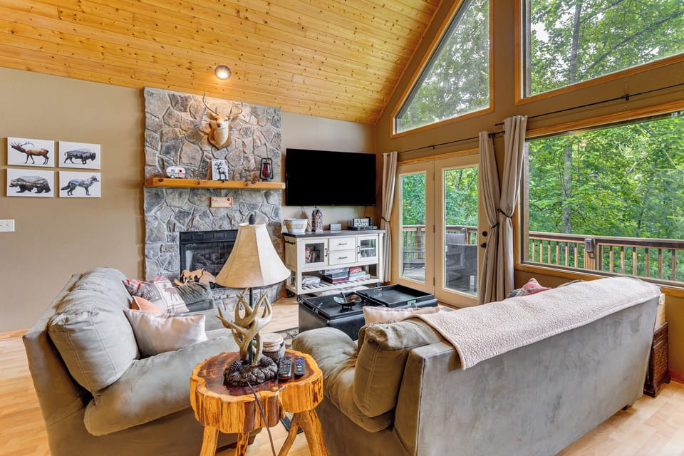 House (3 Bedrooms) | Interior