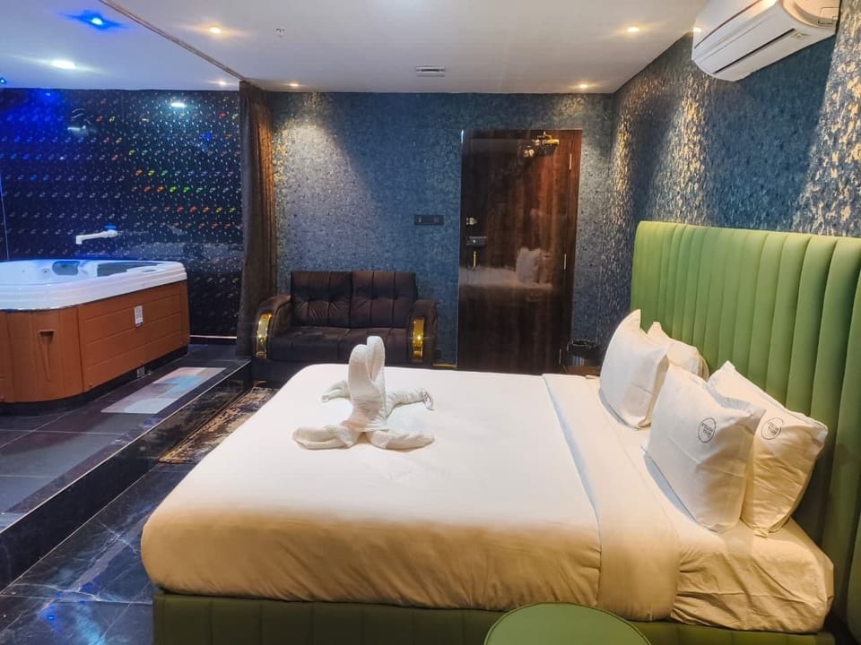 Deluxe Suite | Spa