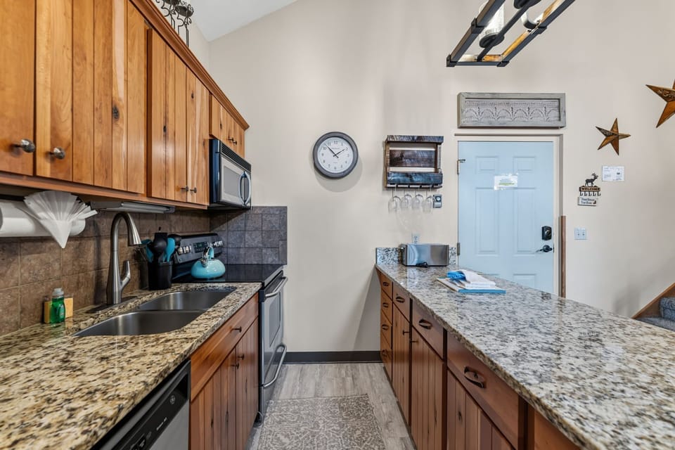 Kitchen Full View