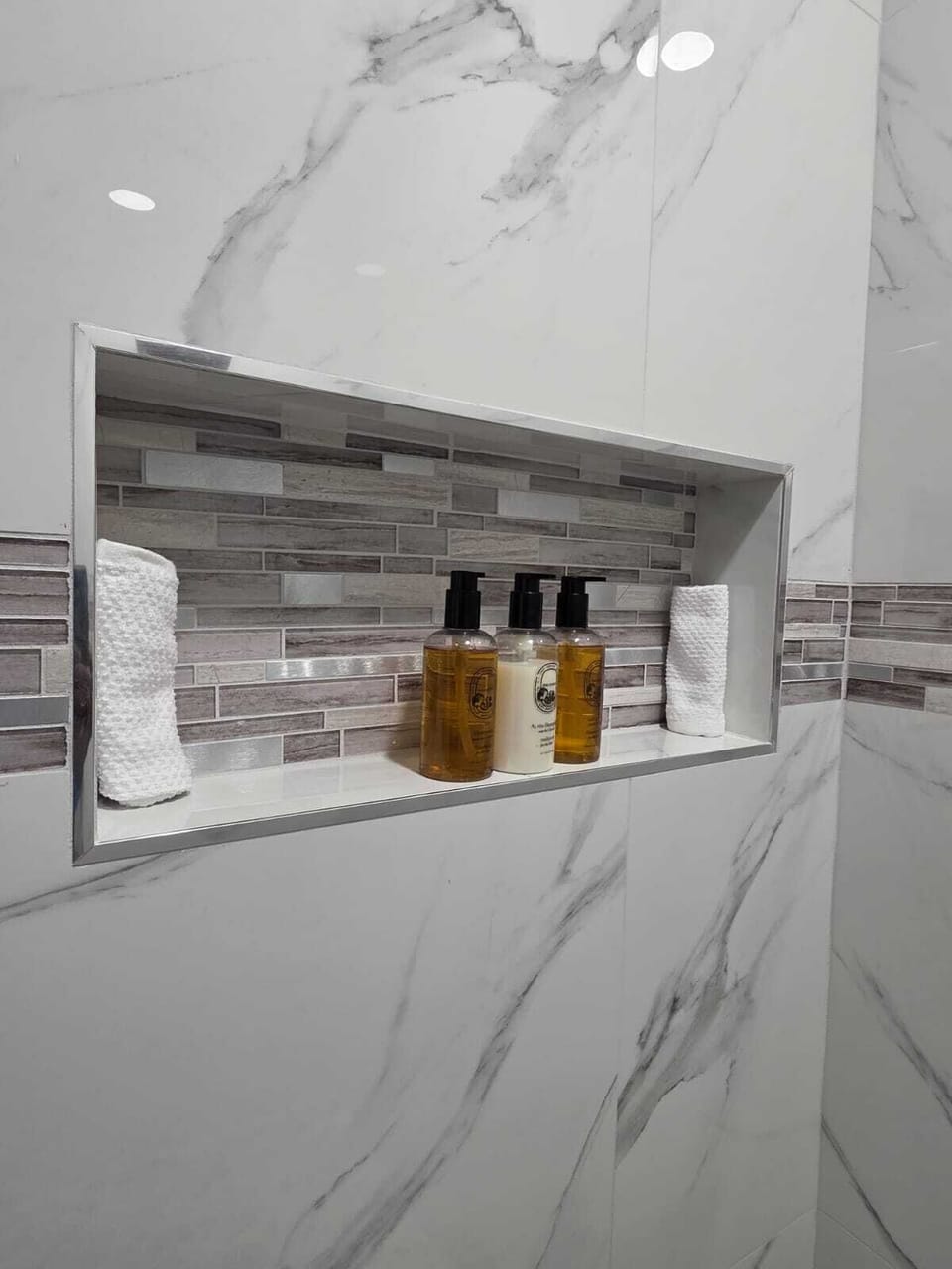 Bathroom amenities