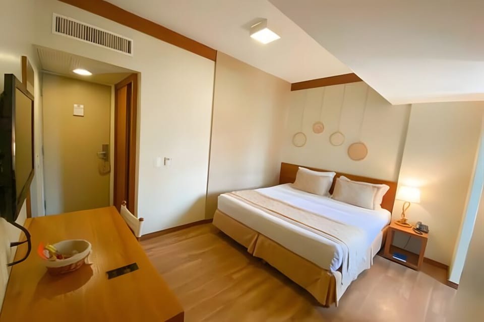 Bedroom. Interior and views may vary based on location and availability.