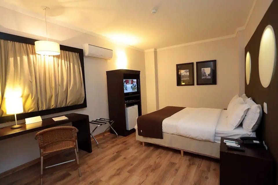 Bedroom. Interior and views may vary based on location and availability.