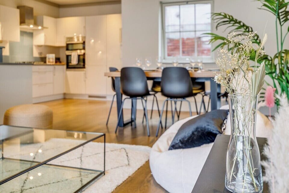 Kitchen and dining area