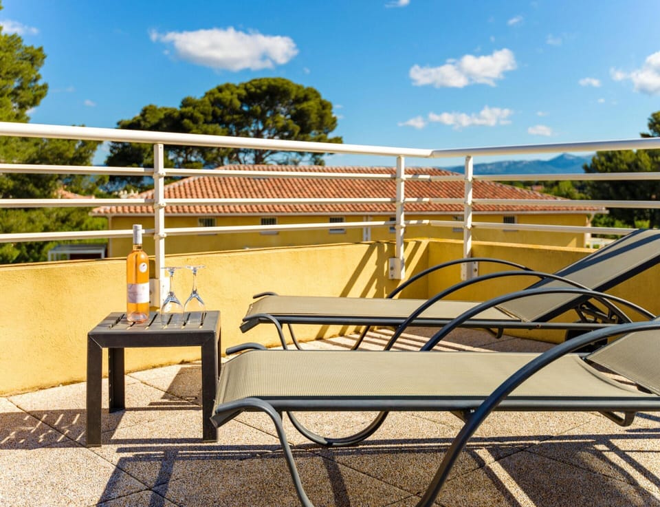 Apartment | Balcony