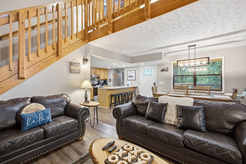 Cabin, 3 Bedrooms | Living area | Smart TV