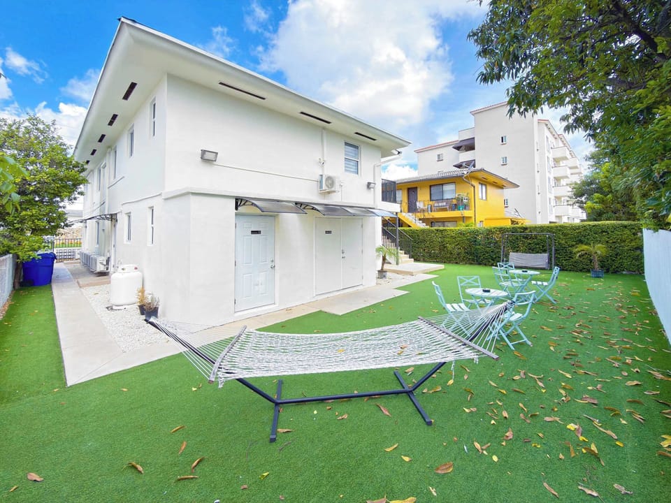 Welcome to your comfortable Miami getaway in a convenient residential location.