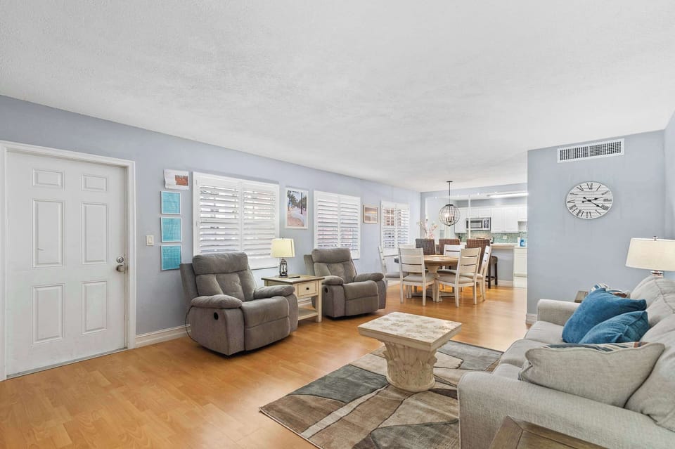 Spacious and inviting living area perfect for relaxing after a day at the beach.