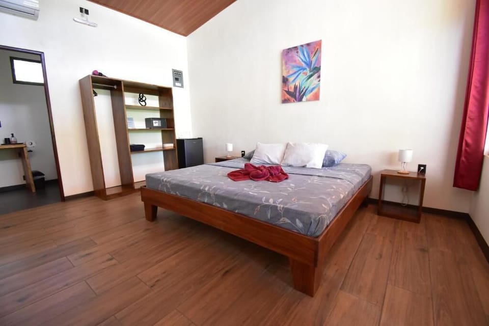Deluxe Double Room, Garden View | In-room safe, soundproofing, WiFi (free)