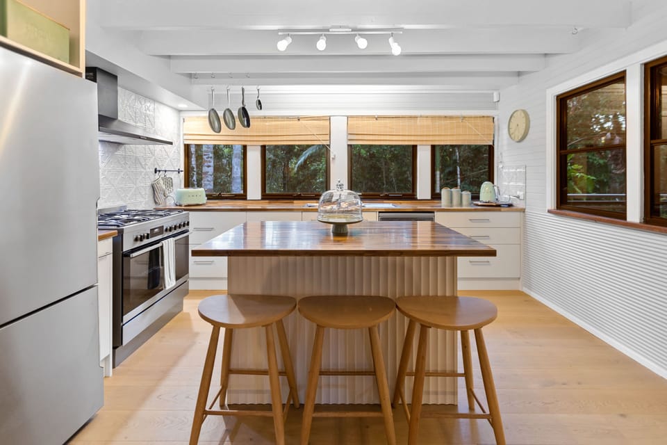 House | 4 bedrooms, high-speed internet