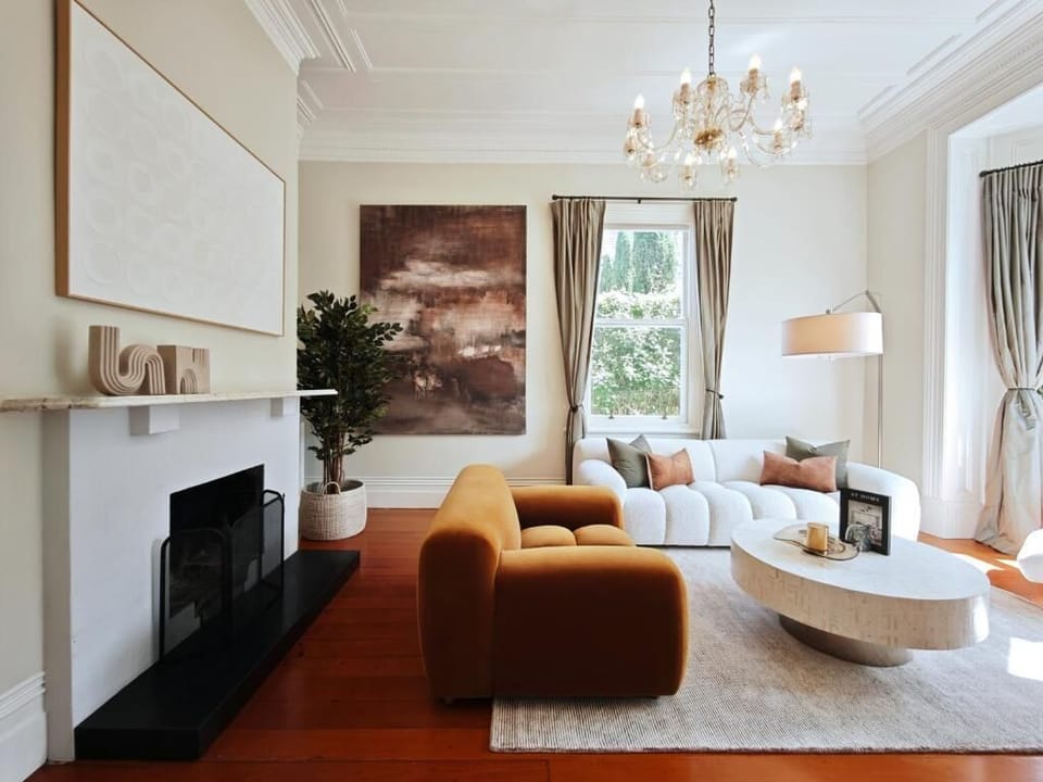 Luxury House, Garden View | Living area