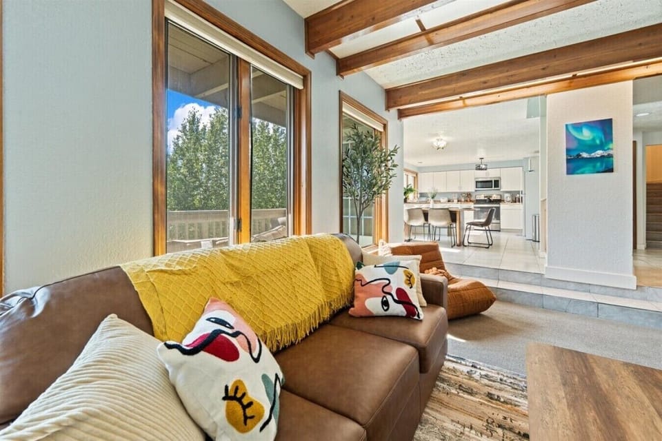 09-970 Lakloey Dr-9