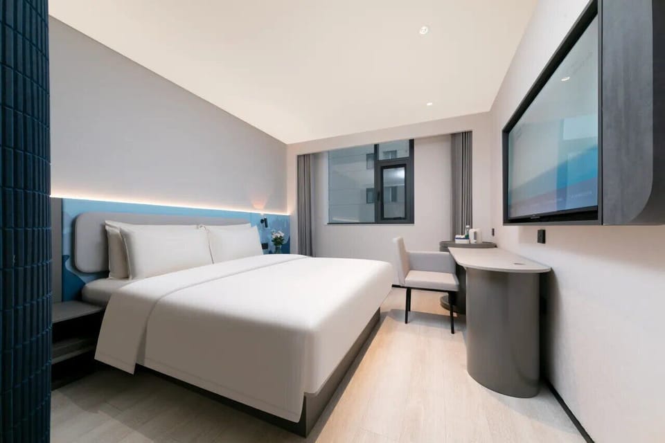 Standard Double Room, City View | Premium bedding, desk, laptop workspace, WiFi (free)