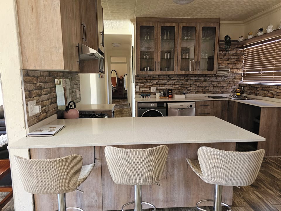 House, 3 Bedrooms, Patio, Garden View | Interior
