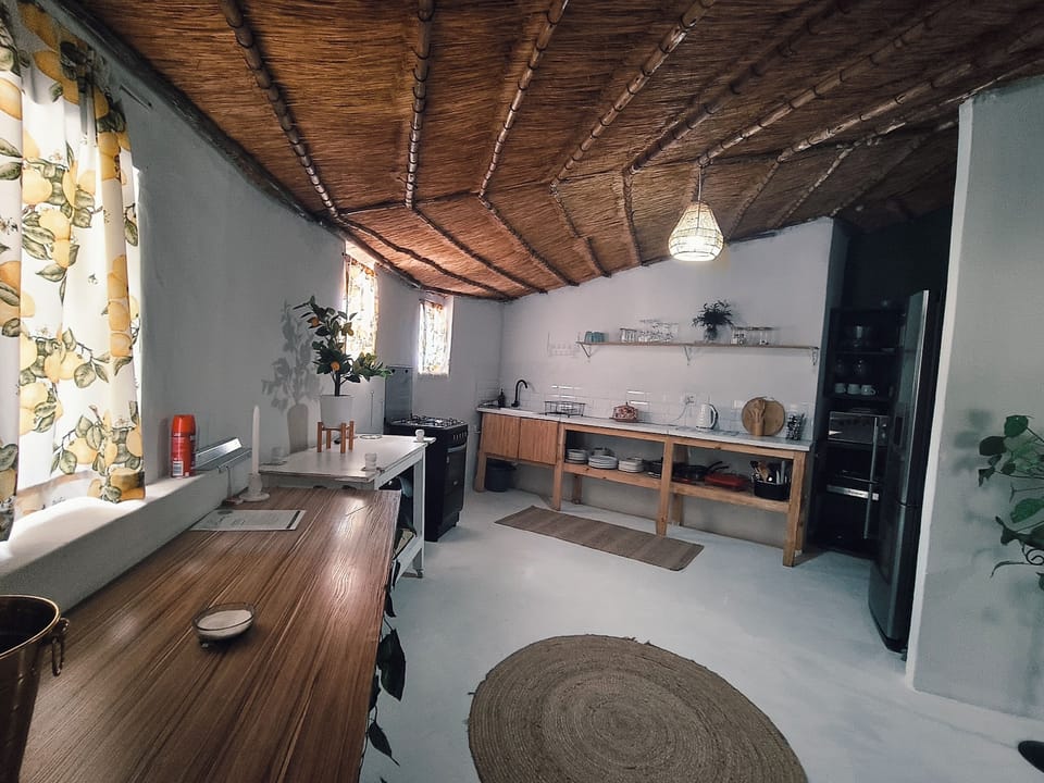 Deluxe Villa, Patio, Garden View | Private kitchen