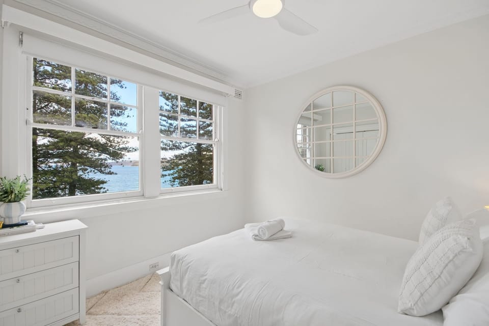 Queen Bed Bedroom