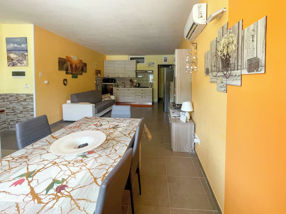 Duplex | Dining