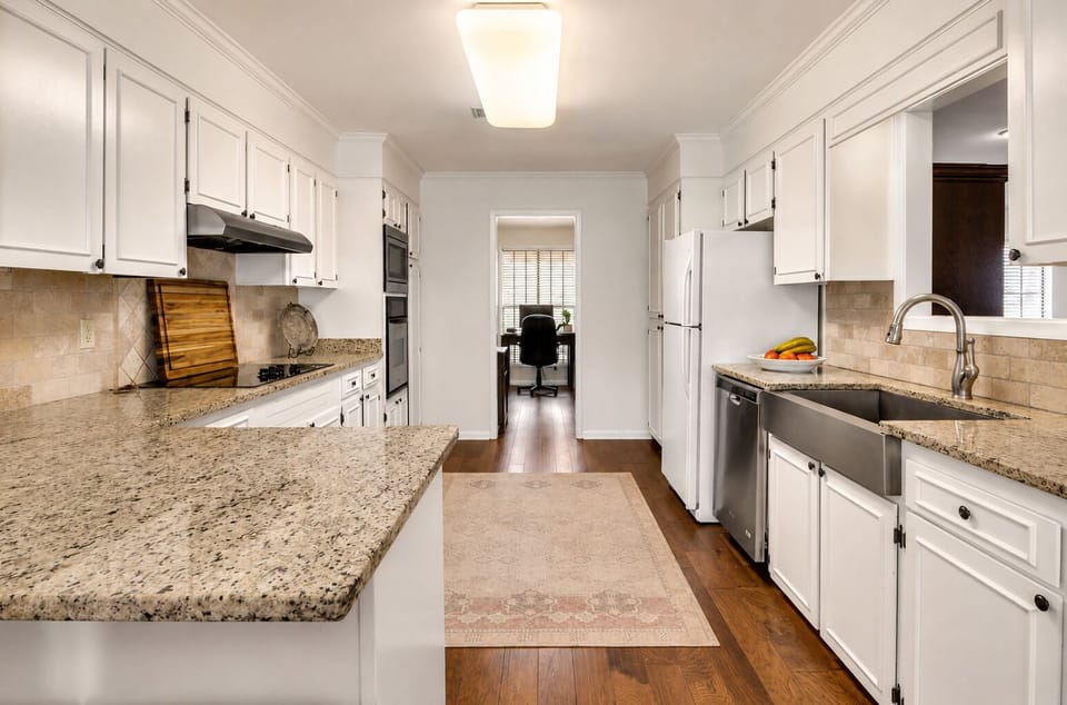 Large Kitchen