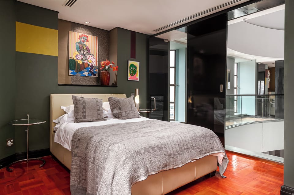 Deluxe Apartment, City View | Iron/ironing board, WiFi (free)