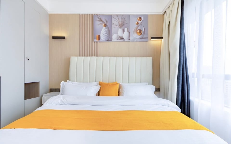 Luxury Duplex, City View | Blackout drapes, soundproofing, iron/ironing board, WiFi (free)