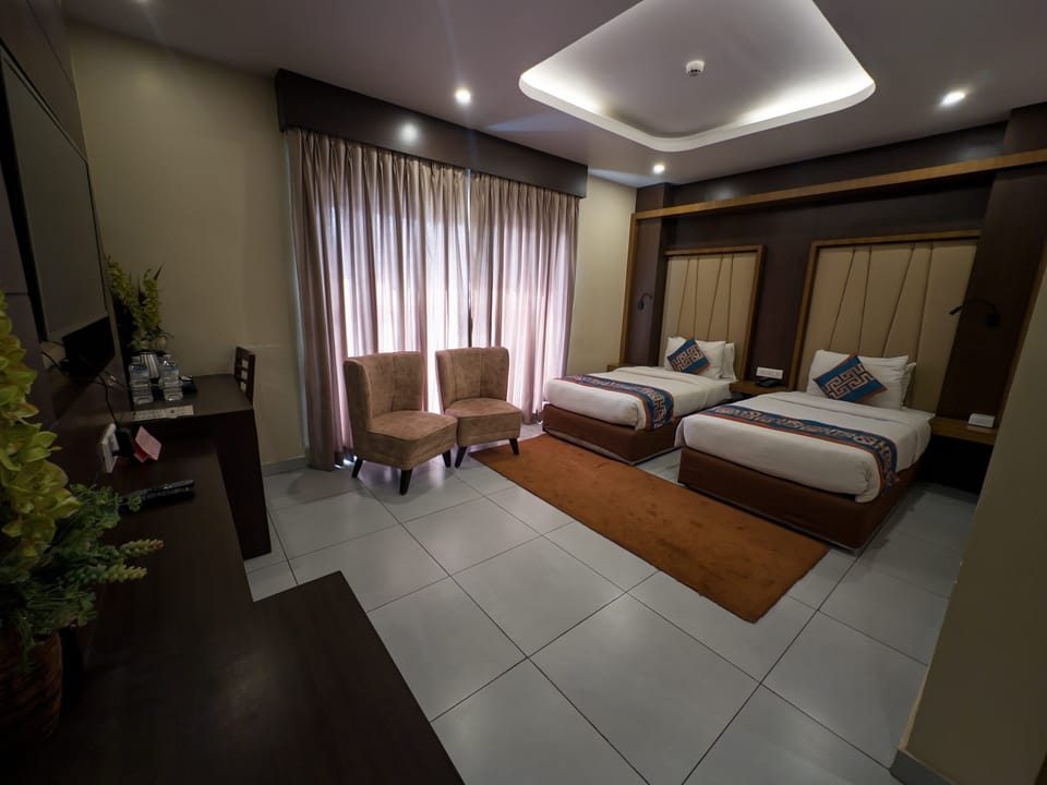 Superior Twin Room | Desk, WiFi (free)
