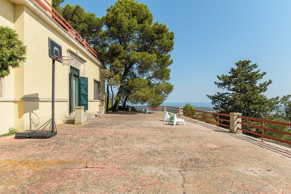 House, 1 Bedroom | Terrace/patio