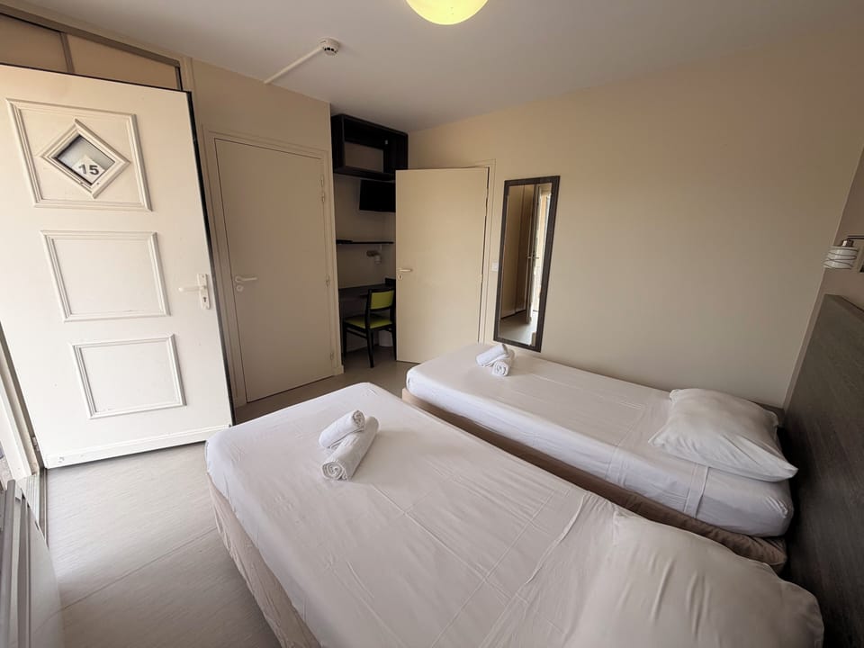 Family Double Room, Mountain View | WiFi (free)
