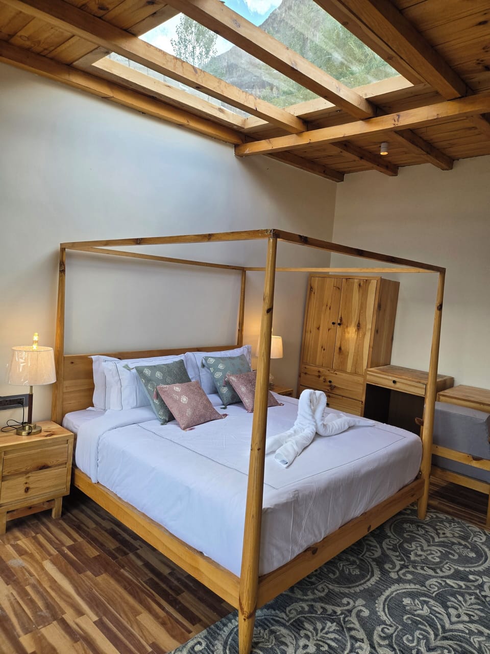 Double or Twin Room, Mountain View | In-room safe, blackout drapes, iron/ironing board, WiFi (free)