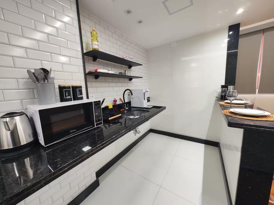 Loft, City View | Private kitchen