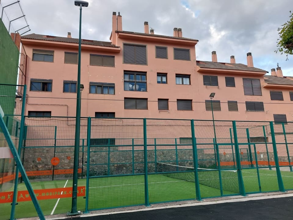 Sport court