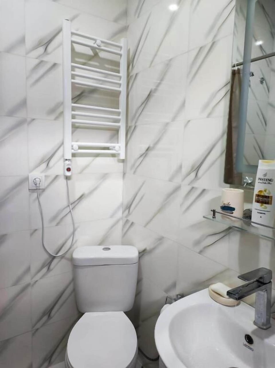 Free toiletries, hair dryer, towels, soap