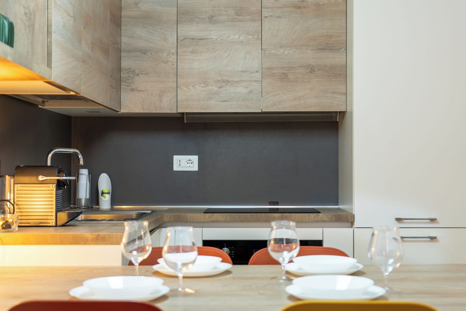 Luxury Apartment | Private kitchen | Fridge, oven, stovetop, dishwasher
