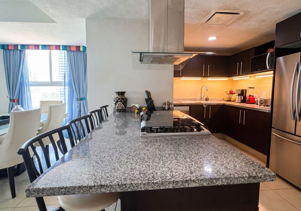 Apartment | Private kitchen | Coffee/tea maker, fridge, microwave, stovetop