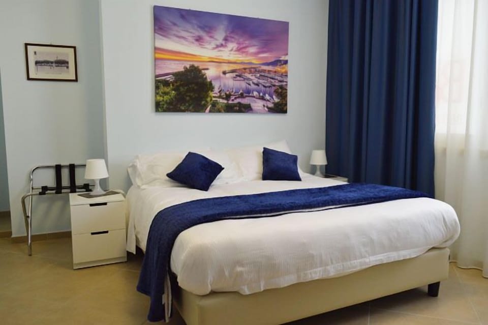 Basic Double Room | Premium bedding, in-room safe, individually decorated