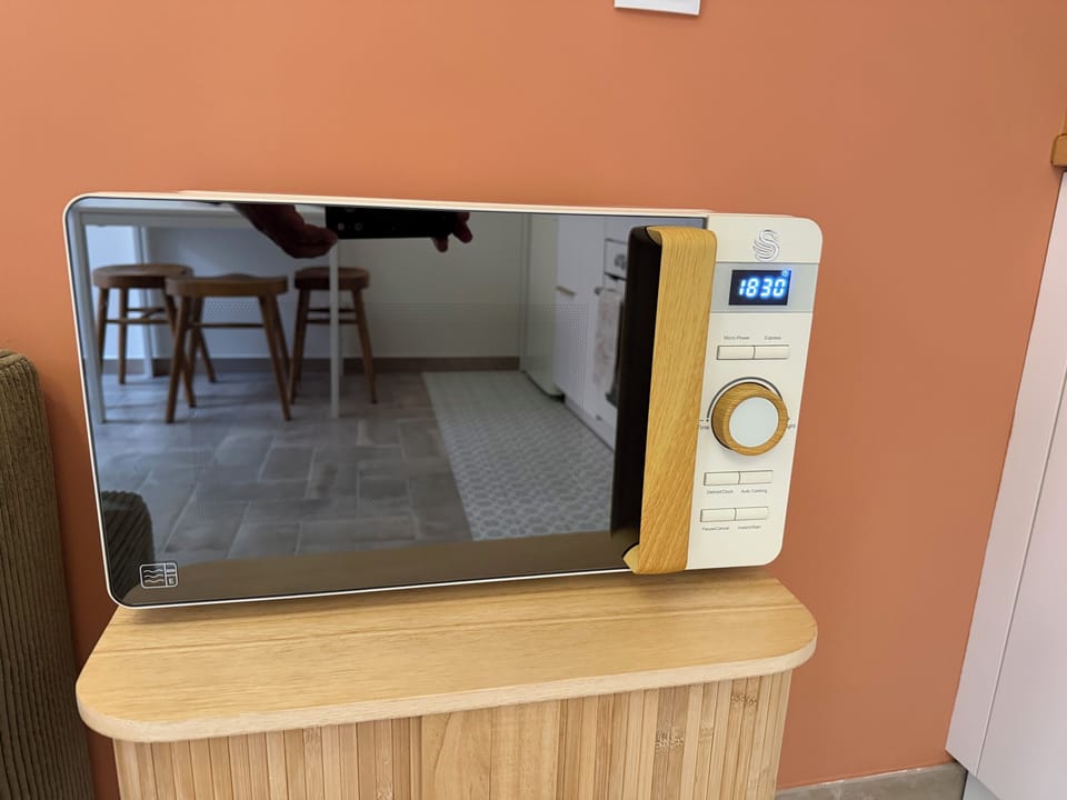 Microwave