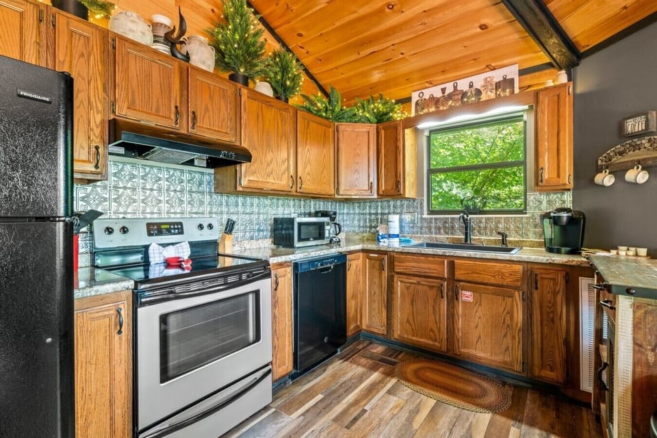 There is room for two cooks in this kitchen
