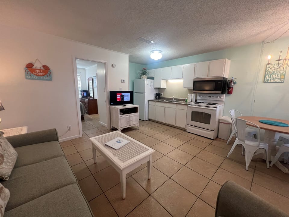 Kitchen/Living Room