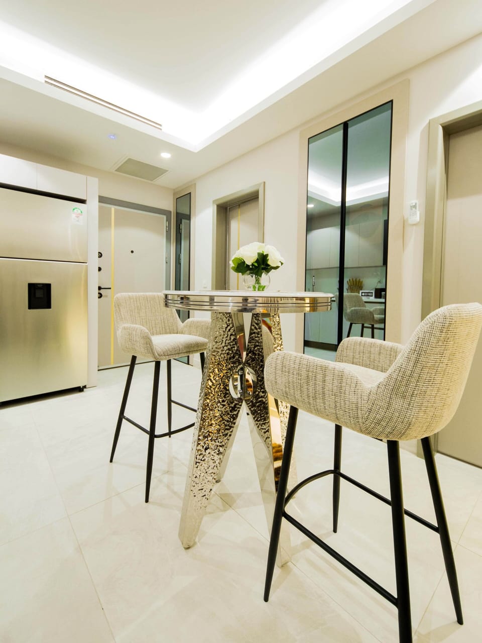 Dining Room IMG 7545