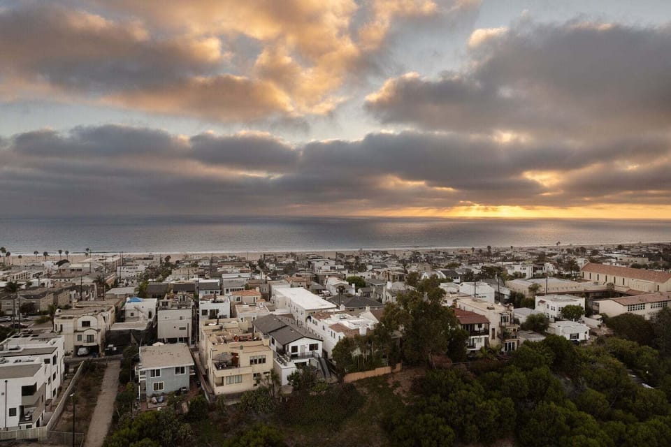 Bird's Eye view of Tide House Hermosa Beach.