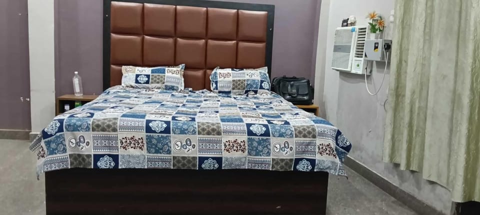 Deluxe Room, Air conditioning | Rollaway beds (surcharge), WiFi (free), bed sheets