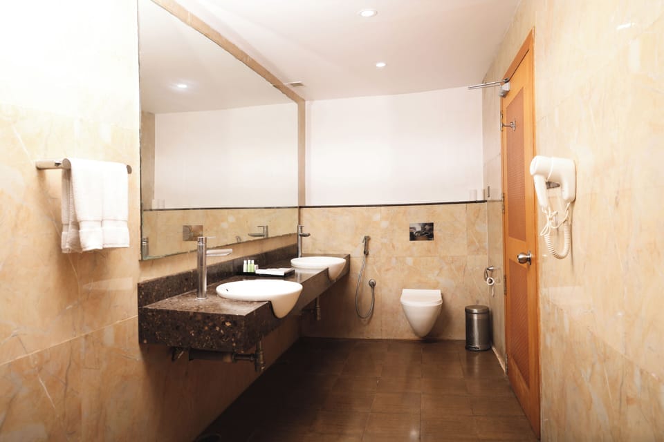 Comfort Suite | Bathroom | Towels