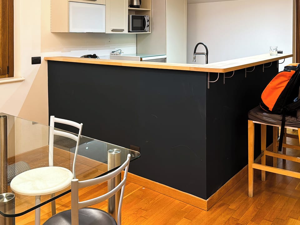 Apartment, Balcony, City View | Dining