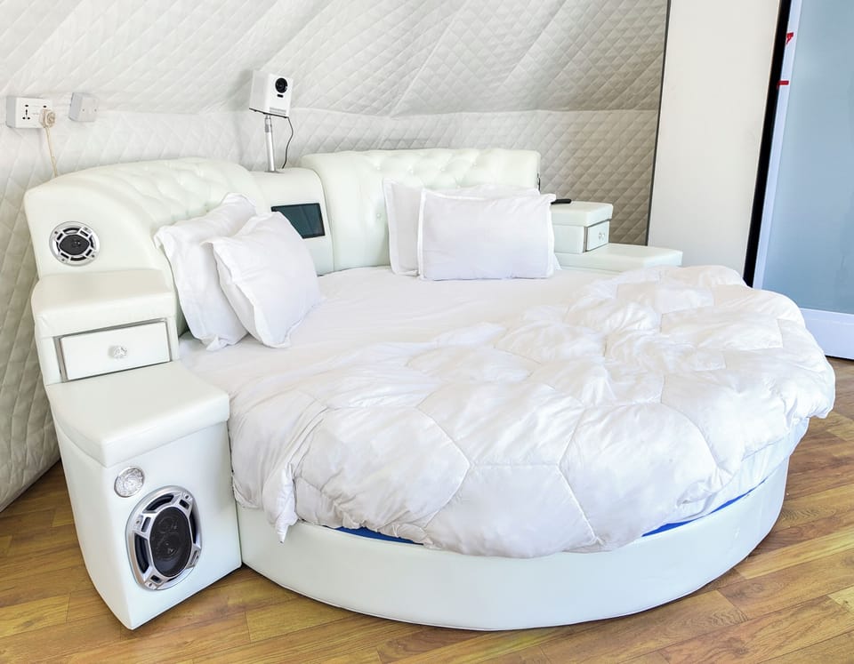 Classic Tent, 1 King Bed, Pool View | Desk, laptop workspace, WiFi (free)
