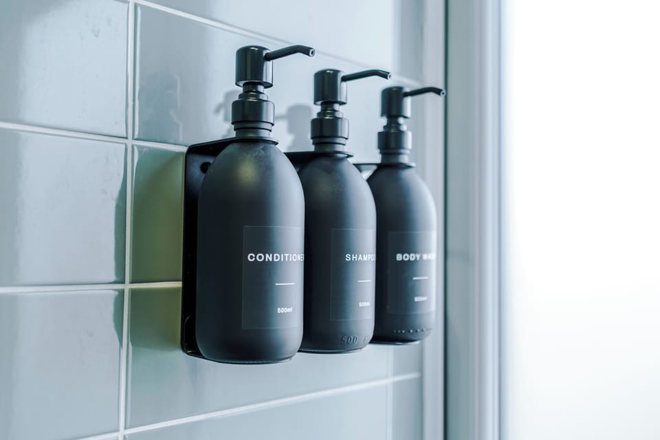 Bathroom amenities