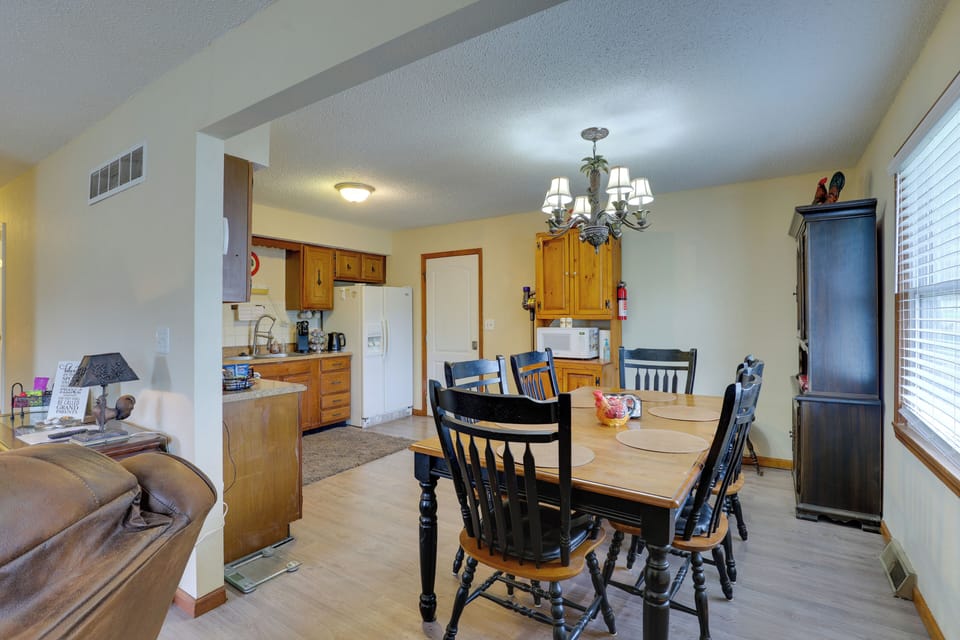 House (3 Bedrooms) | Interior