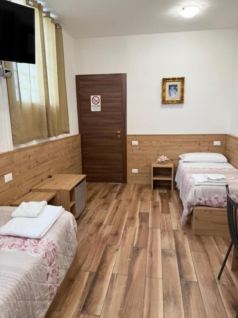 Twin Room | WiFi (free)