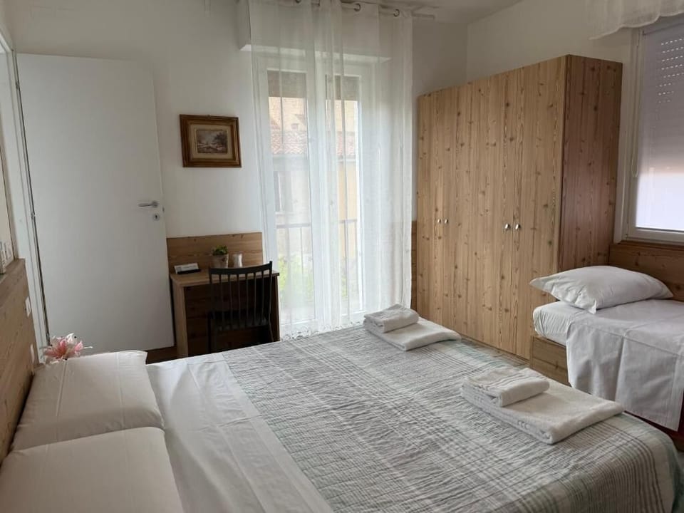 Triple Room | WiFi (free)