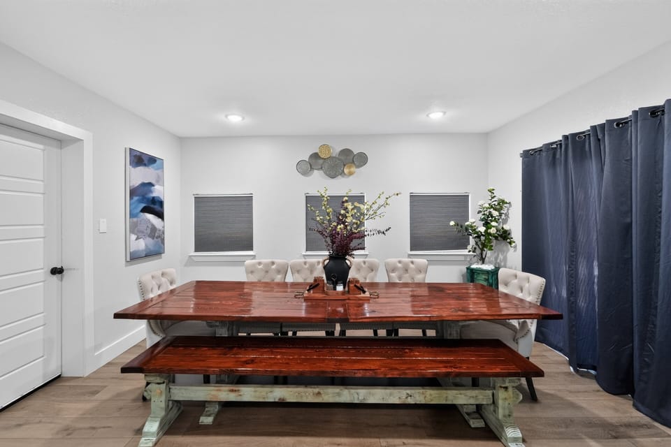 House, 3 Bedrooms | Dining