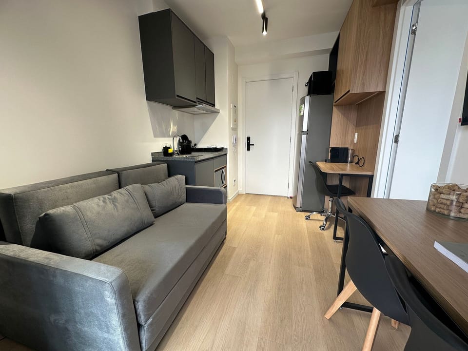 Basic Apartment | Living area