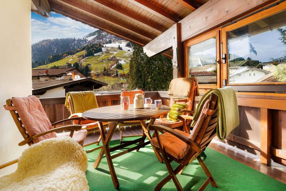 Balcony at Haus Seinader in Kirchberg, ideal for relaxing after skiing, hiking or a vacation day in the Kitzbühel Alps.