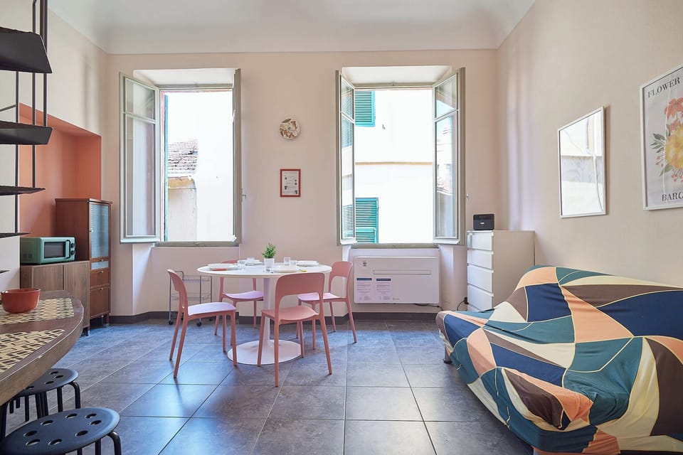 Apartment (1 Bedroom) | Living area
